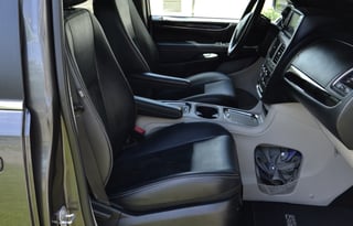 Versatile, & Easy to Drive Campervan. 20+MPG