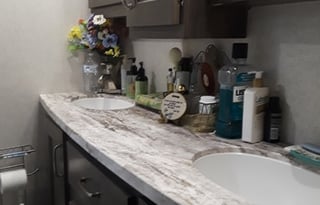 2020 Montana High Country 38' Glamper