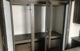 2 Bed 2 Bath 2021 Keystone 5th Wheel