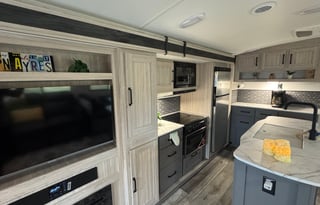 2024 Heartland Sundance Ultra Lite 293RL