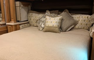 RVing made easy! FREE delivery and set up