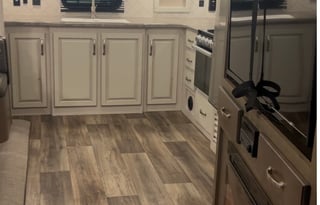 2021 Keystone RV Cougar “pet friendly”