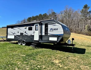 Palomino Puma XLE 27RBQC