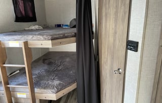 2021 CrossRoads RV Zinger Lite ZR280BH