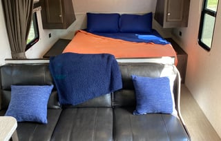 2019 Starcraft Autumn Ridge Outfitter 26BH