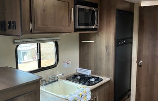 2017 KZ Sportsmen Classic 181BH