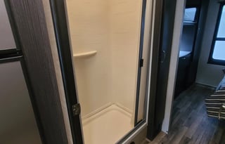 2018 Dynamax Isata 4 FREE GENERAT.200MI FREE A DAY