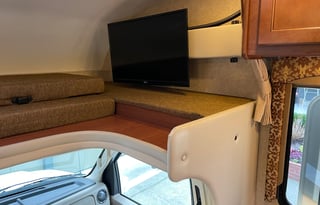 2017 Thor Motor Coach Freedom Elite 23H