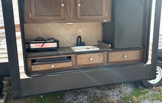 2016 KZ Sportsmen S331BHK