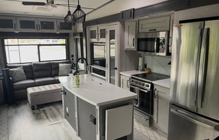 2022 Keystone RV Montana High Country 331RL