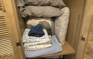 2021 Thor Hurricane 36' 1 1/2 baths