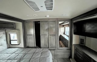 2018 Winnebago Forza 36G
