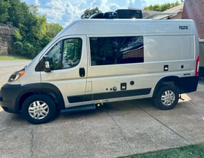 Thor Motor Coach Rize 18M