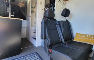 Mercedes Sprinter/Exploring 21 MPG Diesel!