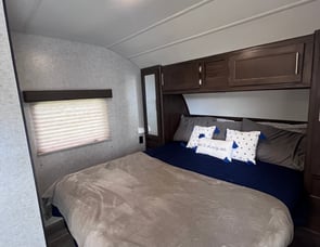 Forest River RV Cherokee Grey Wolf 20RDSE