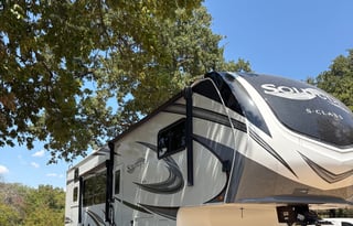 Rolling Family Retreat Bunk House with 2 full bath