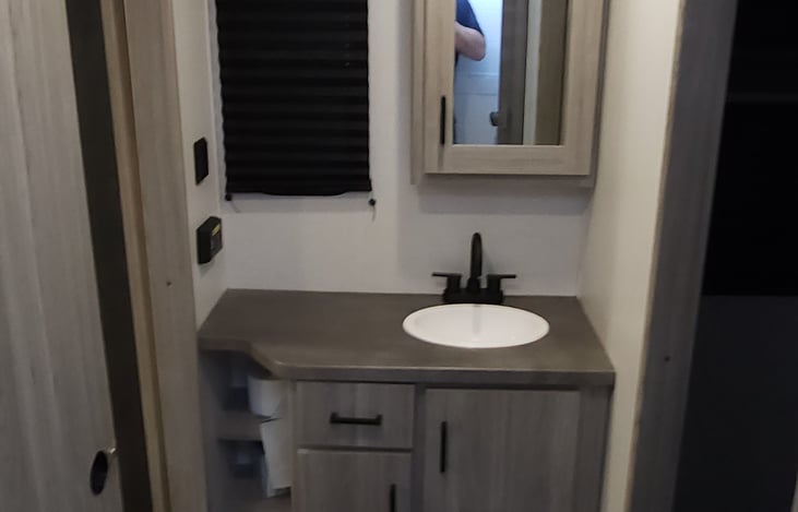 Full bath as part of the master