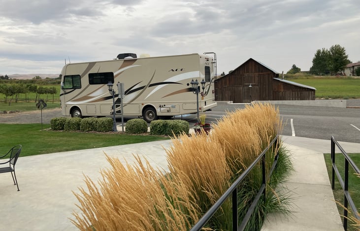 Free camping at winery with Harvest Host pass