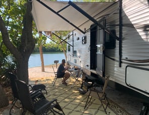 Dutchmen RV Coleman Lantern Series 262BHS