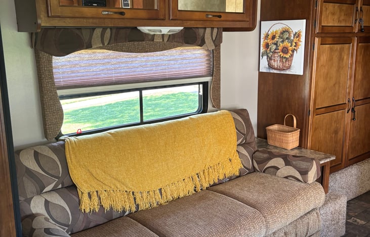 Jack Knife sofa bed that opens up, more storage over sofa