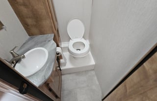 Coachmen leprechaun 270 qb
