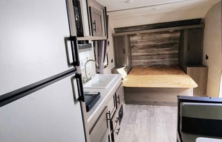 2021 Gulf Stream RV Envision 18RBD