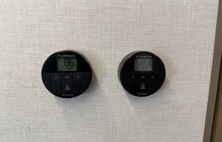 Dual A/C controls
