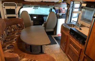 2011 Coachmen RV Freelander 21QB  Chevy 3500