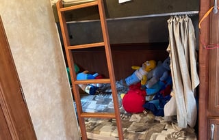 2010 Jayco Jay Feather EXP 213 (Very clean camper)