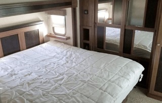 2017 Heartland Oakmont 390MBL