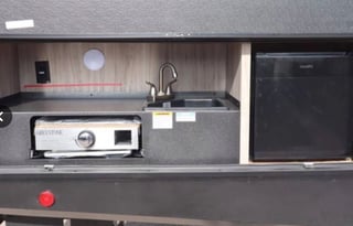 2022 Winnebago Industries Towables Minnie 2801BHS