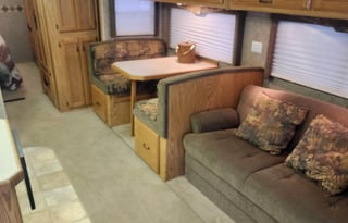 OntheRoad Family Coach