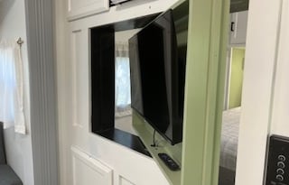 2016 Winnebago ultra lite 28BDHS