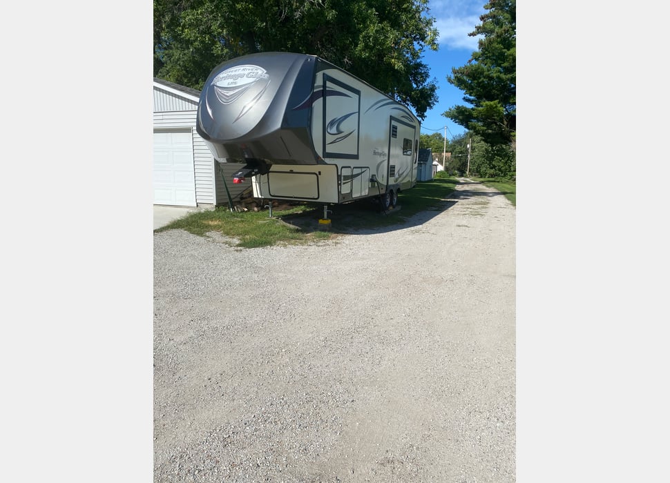 Fifth Wheel rentals in 