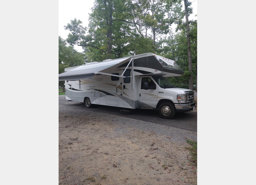 Class C Motor Home rentals in Lusby