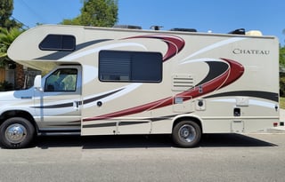 2016 Thor Motor Coach Chateau 23U