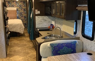 2018 Thor Motor Coach Windsport 34J