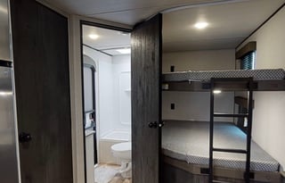 “Gracie’s Hideout” 2022 Keystone Hideout