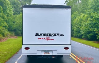 Forest River Sunseeker LE Model 2850SLE Motorhome