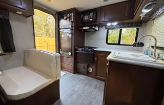 Happy Trail Hideaway-St Augustine Family RV Rental