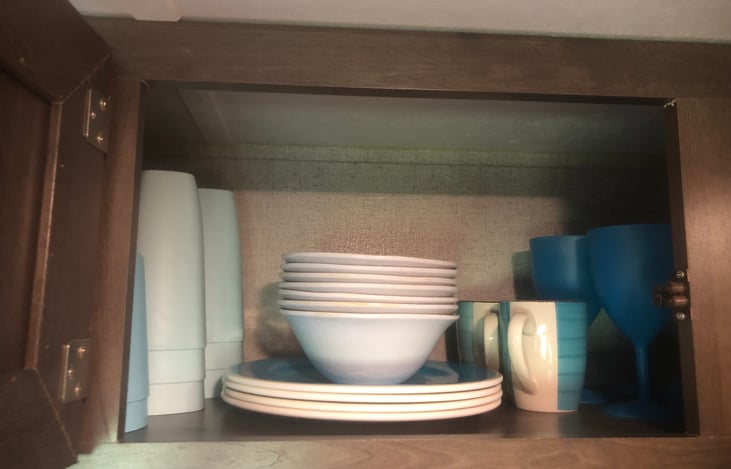 Cups, bowls, plates, coffee cups, wine glasses are included with rental.  Coffee Pot, blender, pots/pans, utensils, coffee pot included