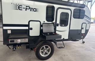 Adventure awaits in this Pet friendly, off road RV