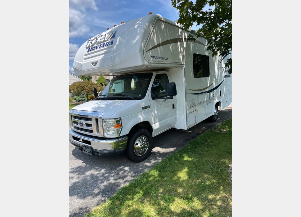 Class C Motor Home rentals in Hoboken