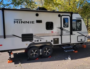 Winnebago Industries Towables Micro Minnie 2100BH