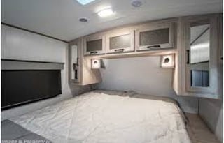 2022 Cruiser TW2600 travel trailer. Sleeps 8.