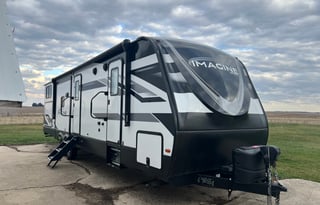 2022 Grand Design Imagine 3250BH