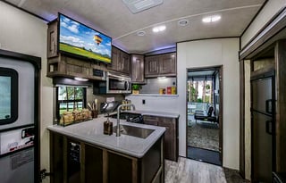 AGA 7 -	2019 Heartland Torque T322