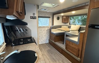 Lance Trailer 1575 – Easy Tow - Small Pet Friendly