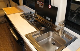 2018 WINNEBAGO ERA 70X 4X4 "THE KING OF CLASS B"