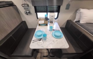 Fun Camper for Small Families Fully Stocked